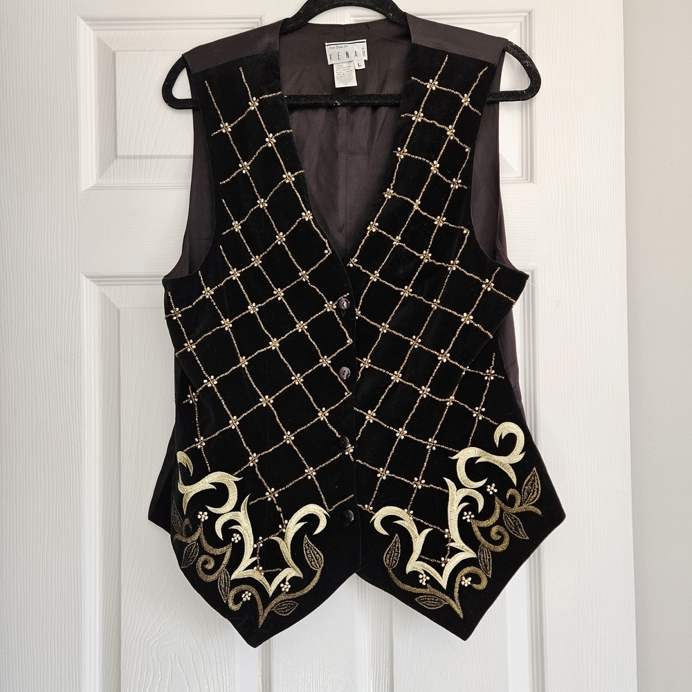 Kenar Black Vest with Gold Pattern